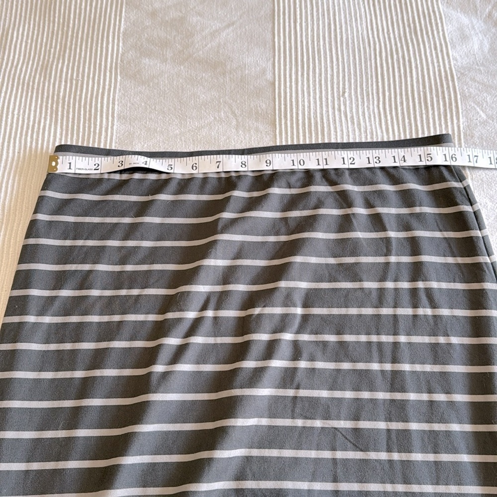 Eddie Bauer Gray Striped Fitted Maxi Skirt With Slit Size Medium - Picture 6 of 7